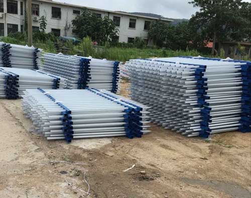 三橫桿鋅鋼護(hù)欄 三橫桿鋅鋼護(hù)欄